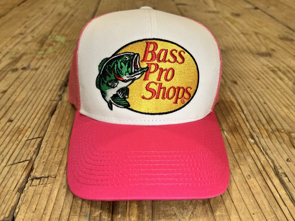 Bass Pro Shops バスプロショップ　刺繍　メッシュキャップ WHITE/PINK